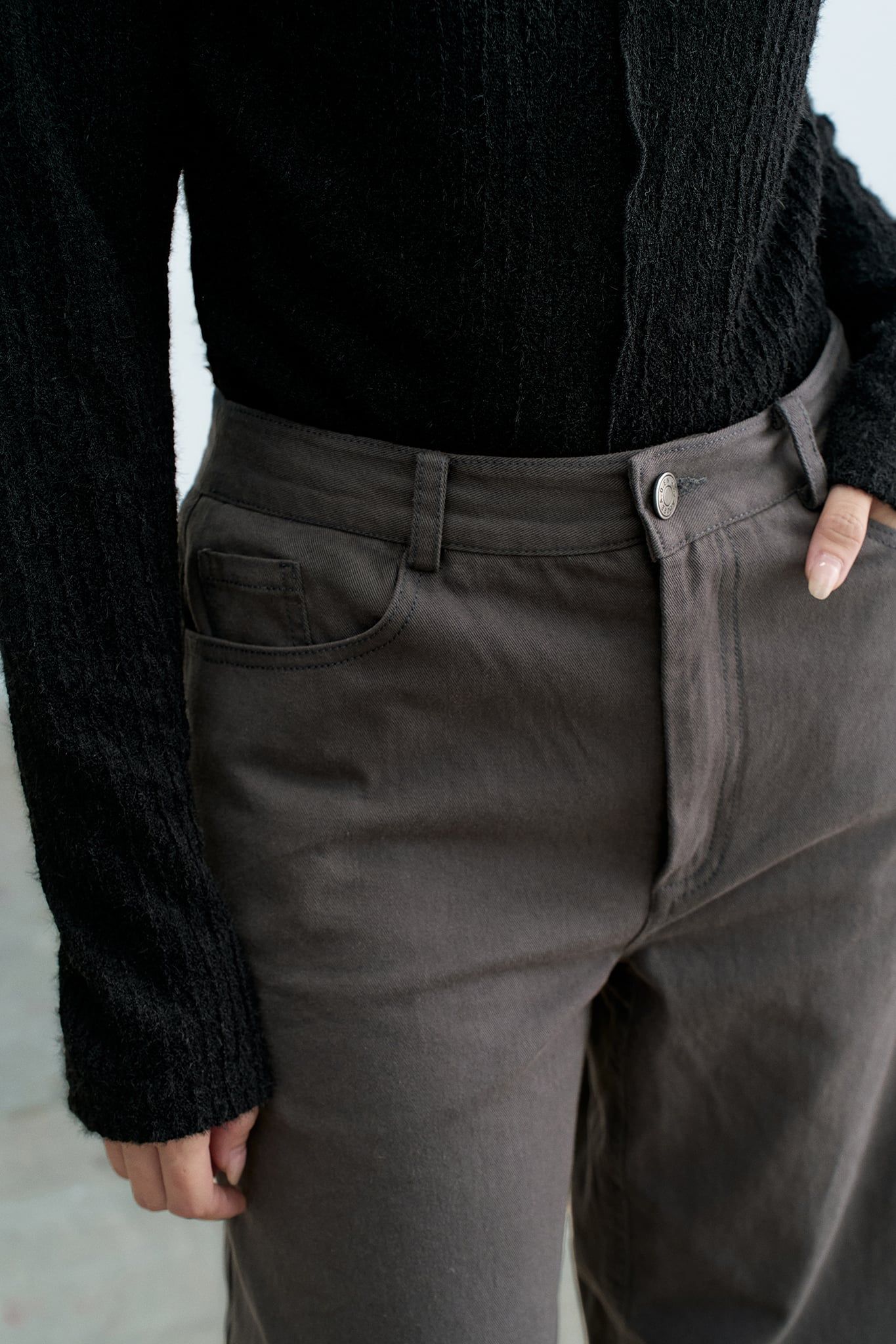 Quần kaki suông ghi xám