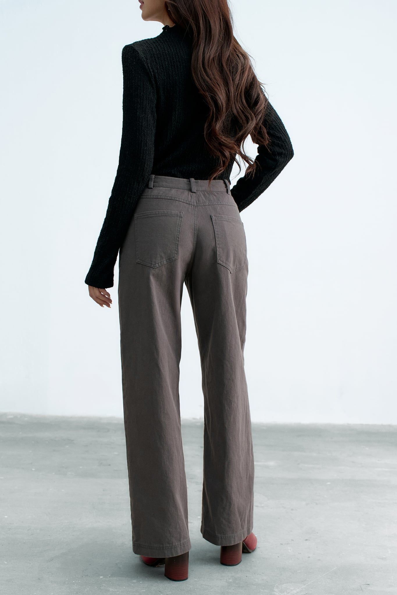 Quần kaki suông ghi xám