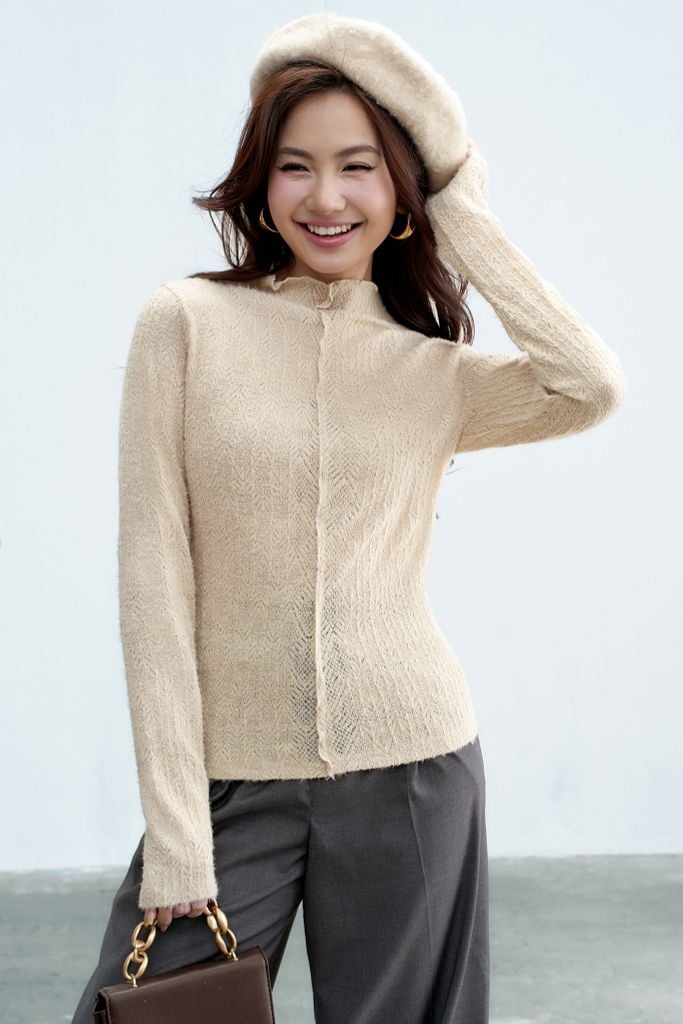 Top dài tay thun lưới nâu camel cổ leo