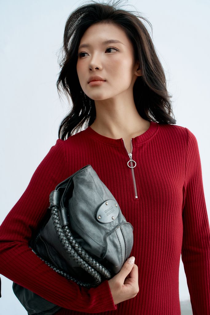 Top len đỏ đô tay dài kéo khoá cổ