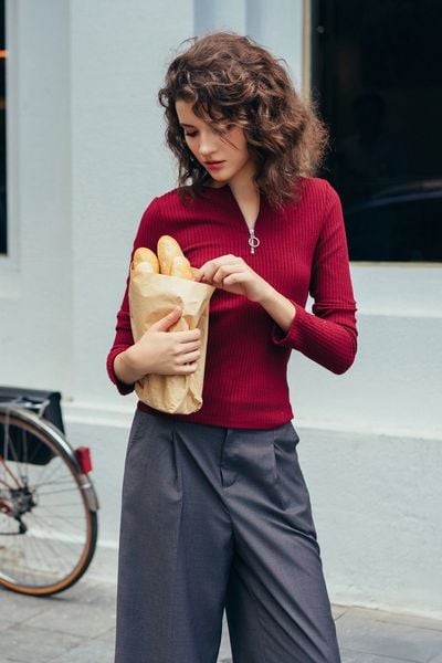 Top len đỏ đô tay dài kéo khoá cổ