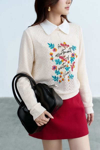 Top len mỏng kem in hoa