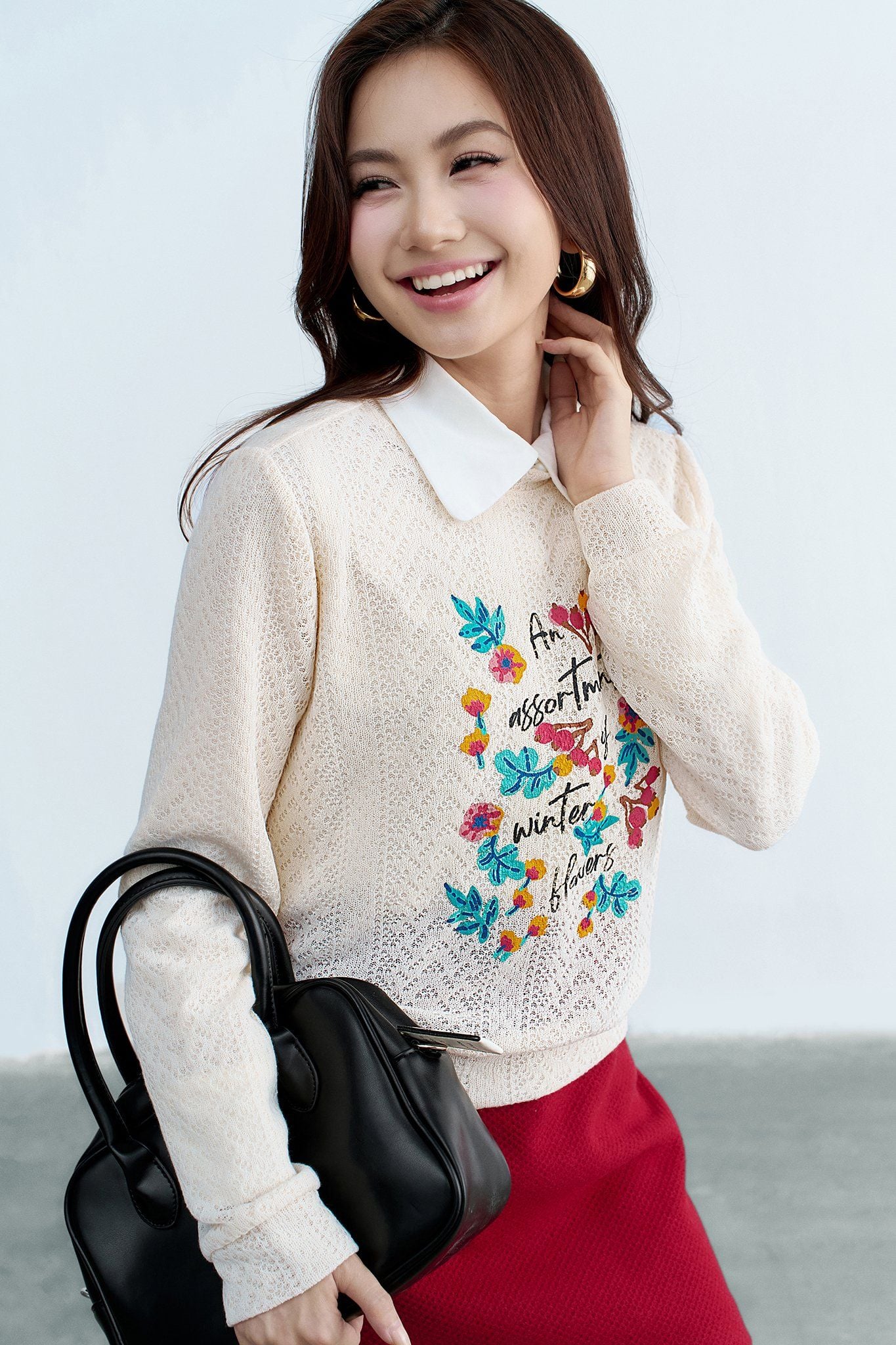 Top len mỏng kem in hoa