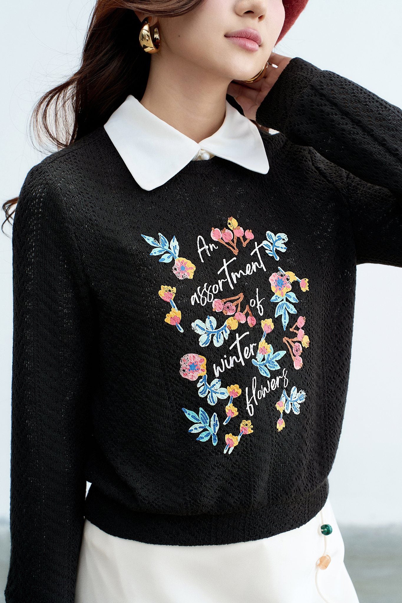 Top len mỏng đen in hoa