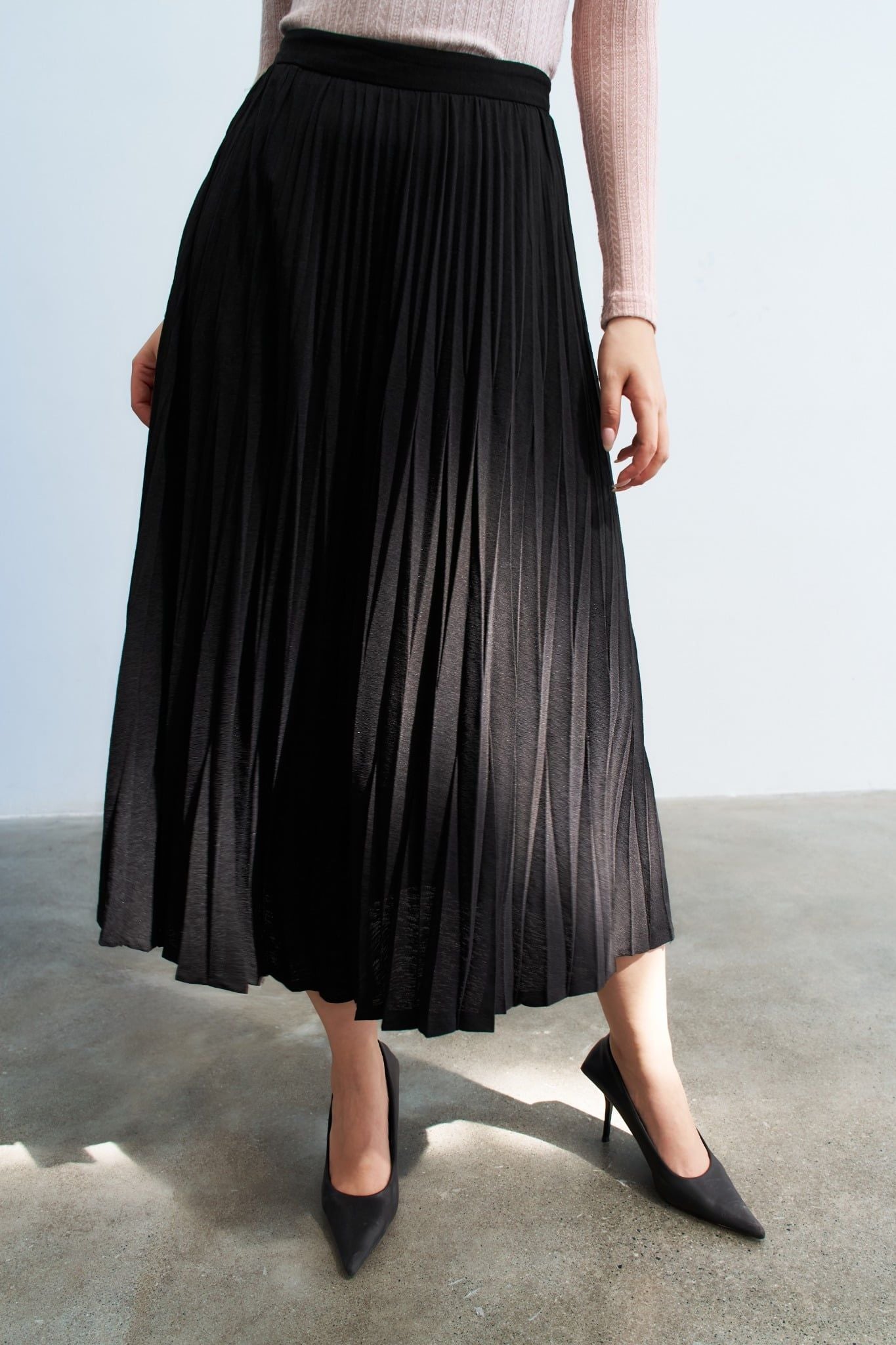 Chân váy dập ly basic đen