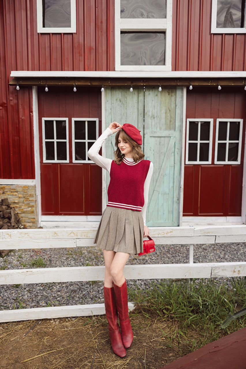 Áo gile len cổ tròn đỏ đô phối trắng