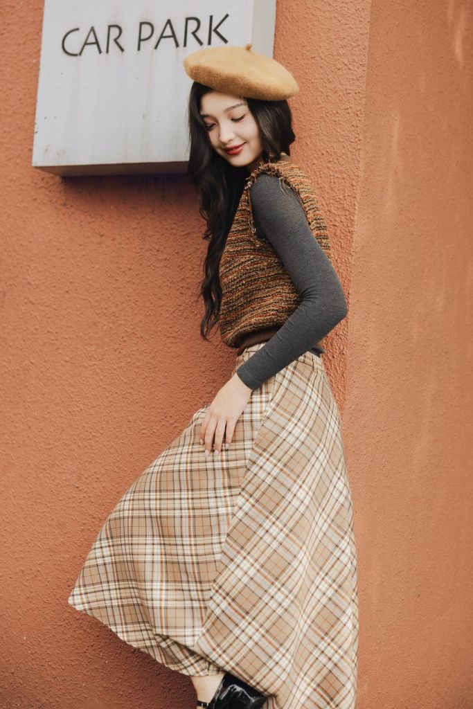 Áo gile tweed sợi mix nâu cam