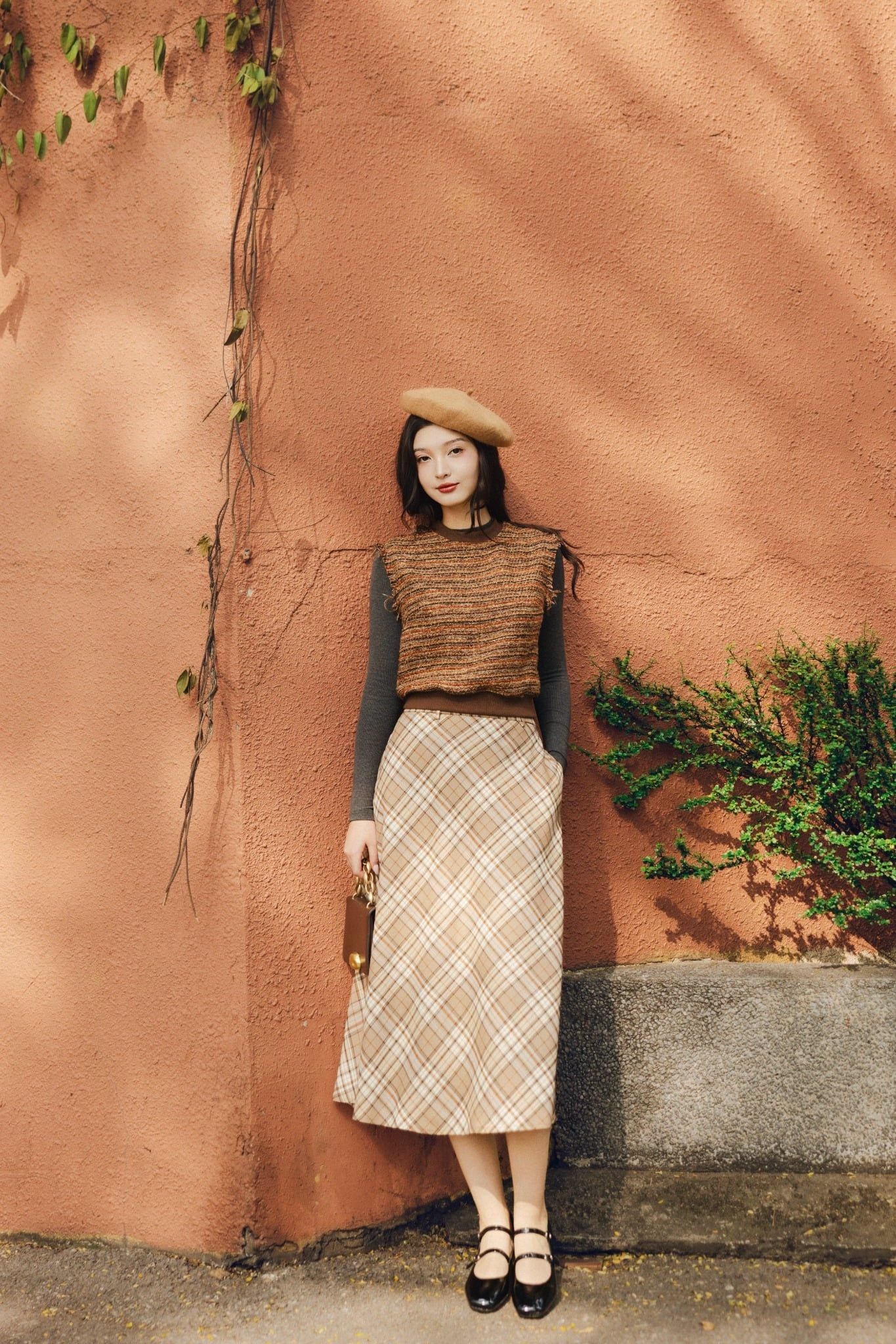 Áo gile tweed sợi mix nâu cam