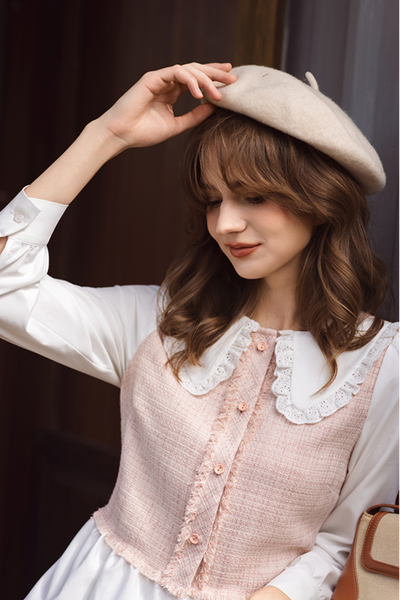 Sơ mi tech hồng nhạt phối cổ Peter pan