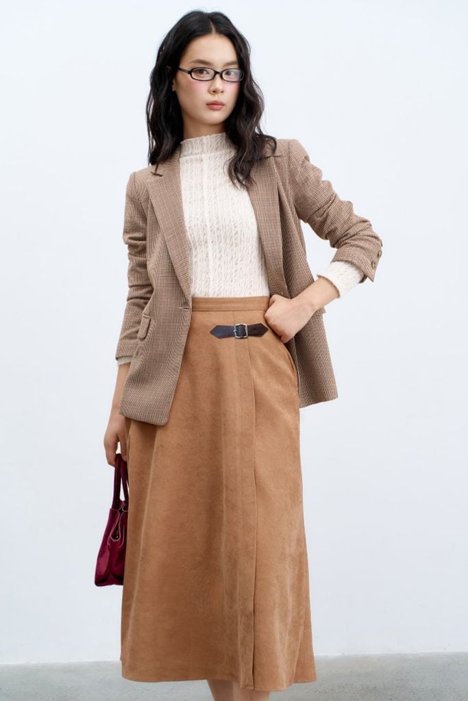 Chân váy midi nâu đai da