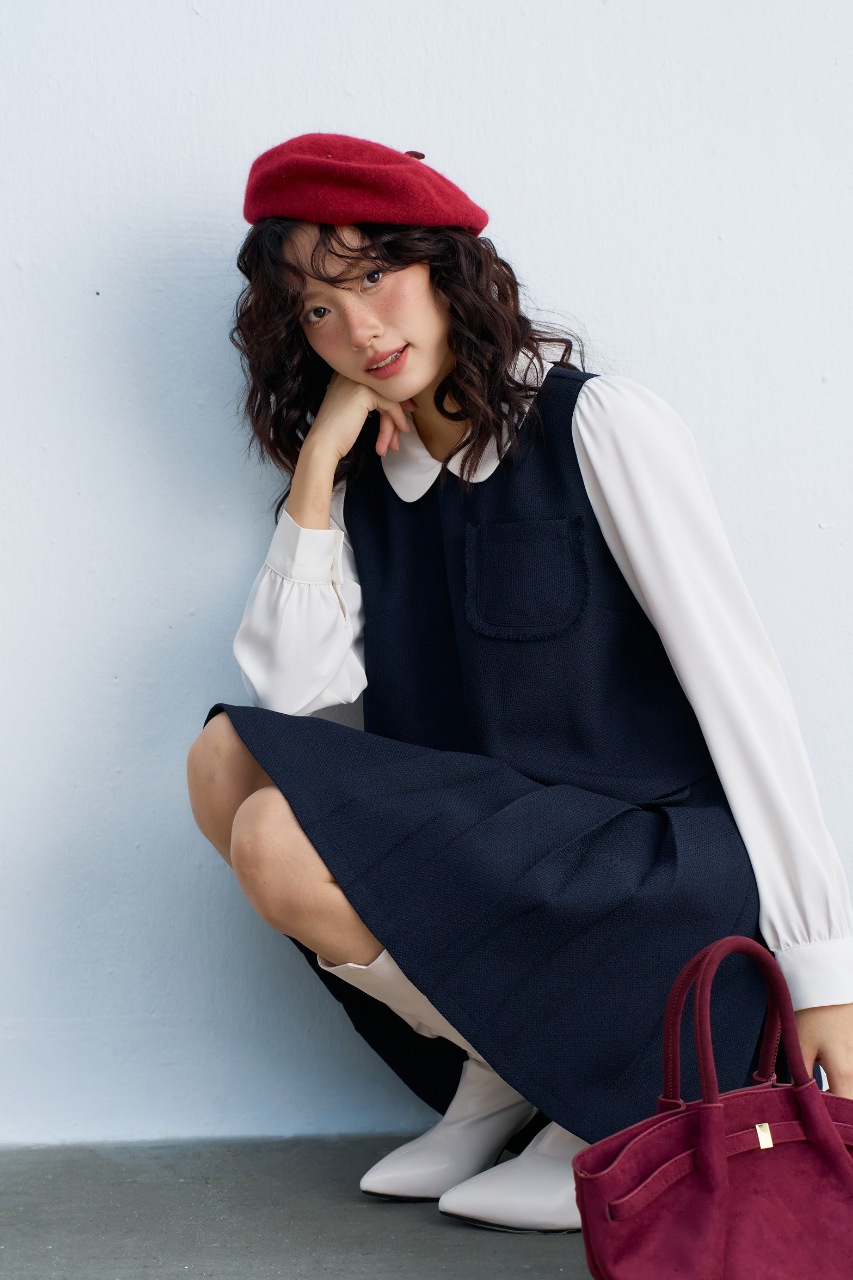 Top navy cổ vic tay phối