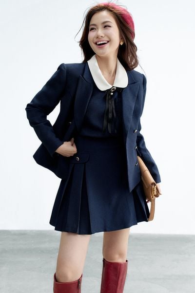 Chân váy mini navy túi hông