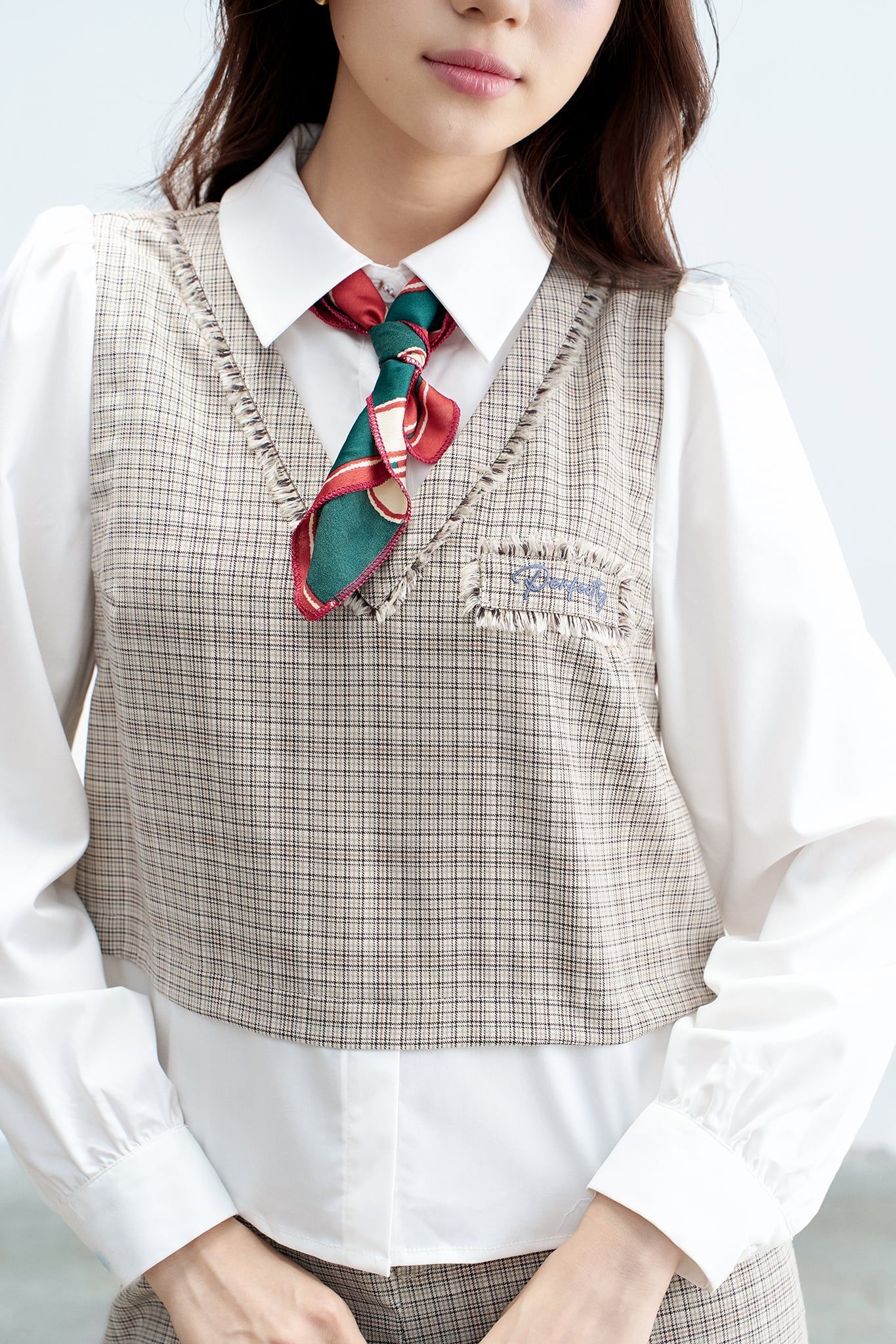 Sơ mi houndstooth nâu phối cổ đức