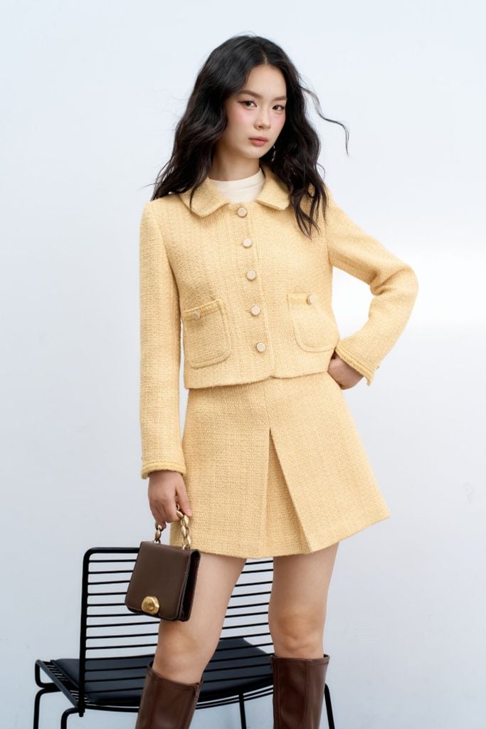 Blazer tweed vàng phối dây trang trí