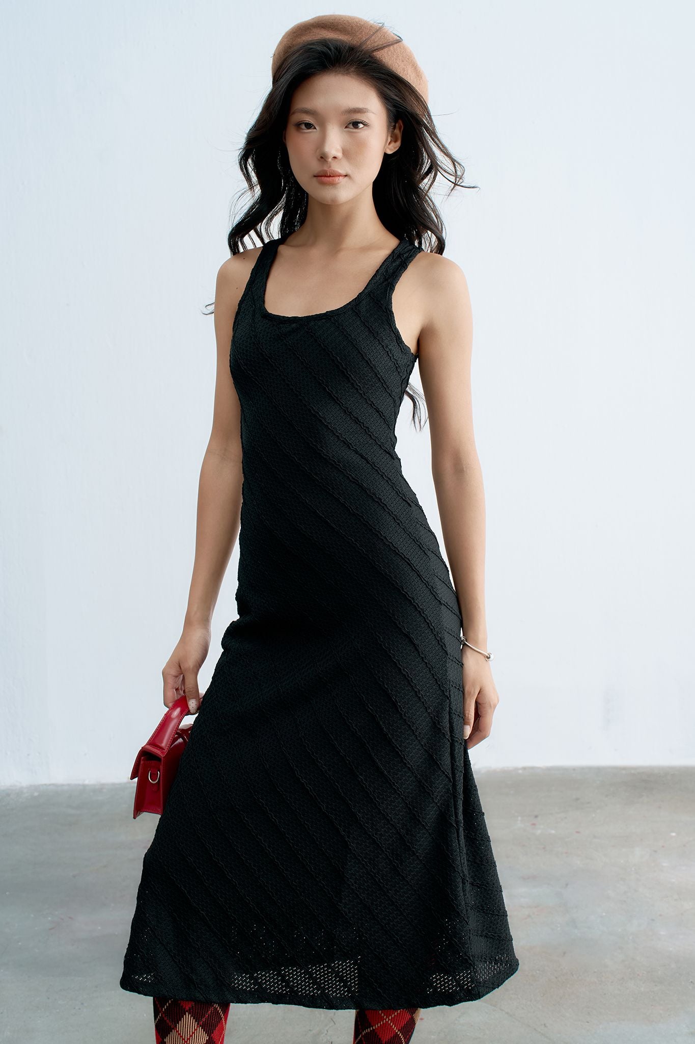 Đầm midi cổ U ren gân đen ( Form nhỏ)