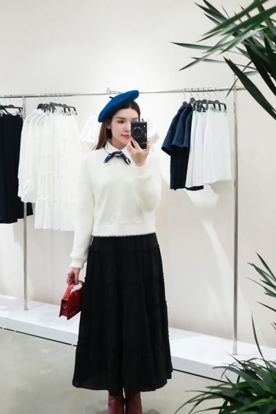 Chân váy maxi đen nối tầng