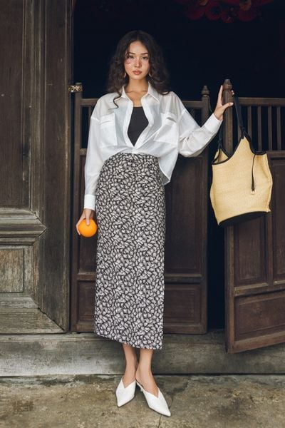 Sơ mi basic tơ trắng dáng crop