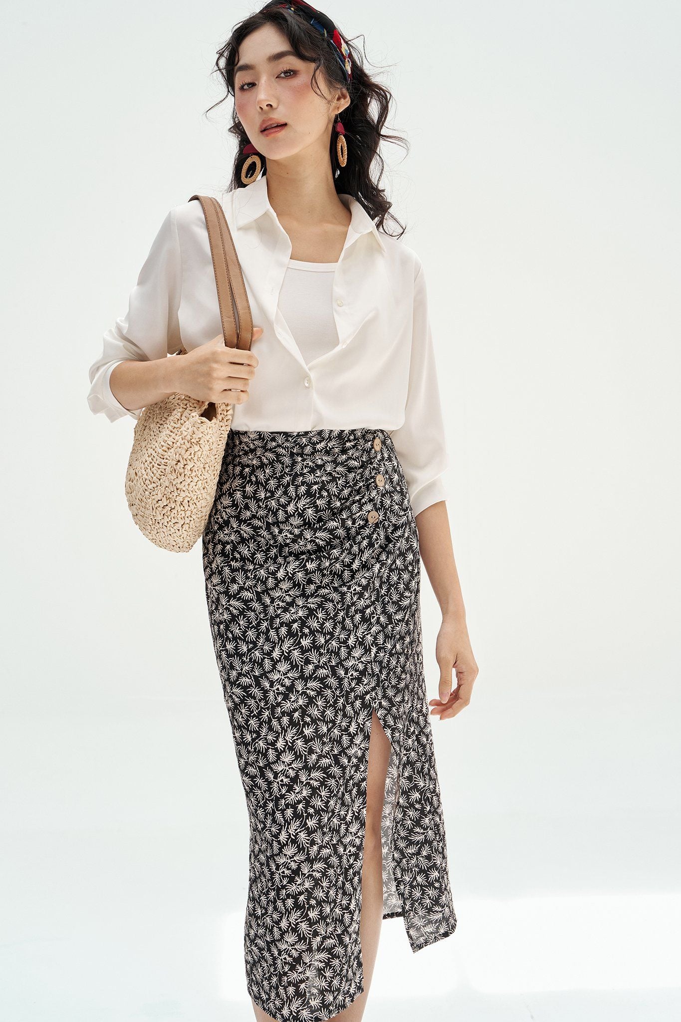 Sơ mi lụa trắng basic