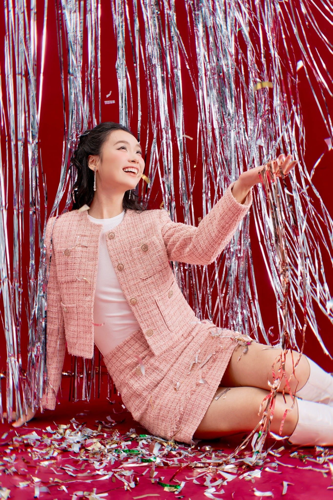 Blazer tweed hồng 4 túi ốp