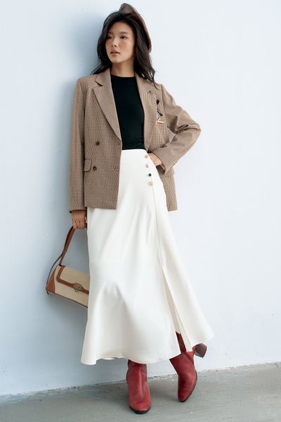 Áo blazer karo nâu trang trí thân trên