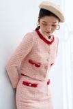  Áo khoác tweed hồng nhạt phối dây rua trang trí 