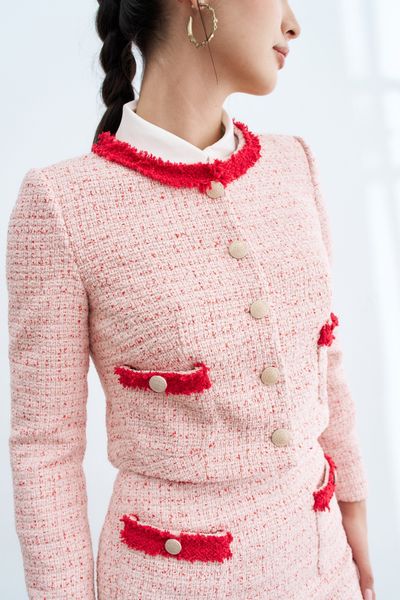 Áo khoác tweed hồng nhạt phối dây rua trang trí