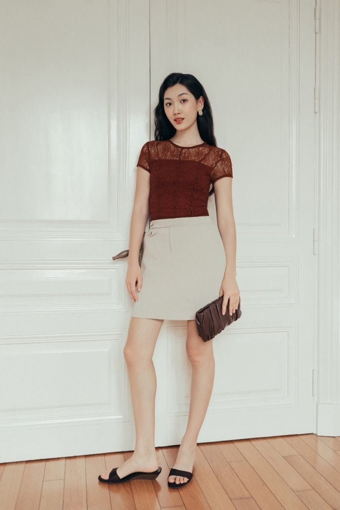 Chân váy A mini phối nắp túi be