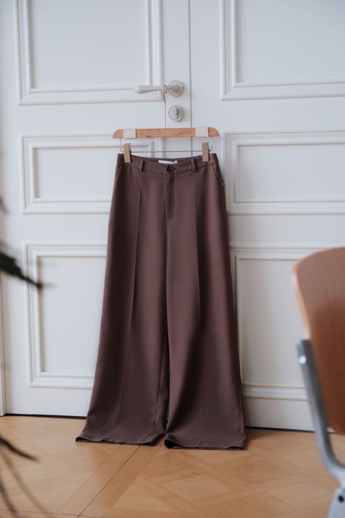 Quần suông basic màu nâu