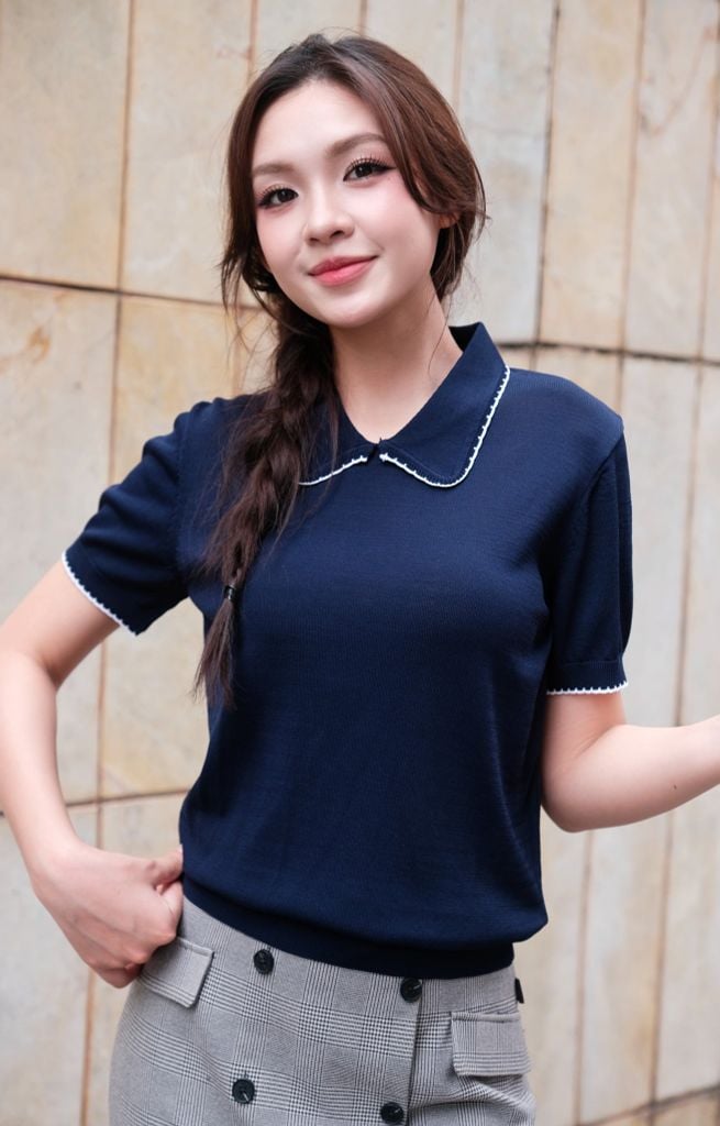 Áo Polo thun dệt màu navi phối diềm trang trí