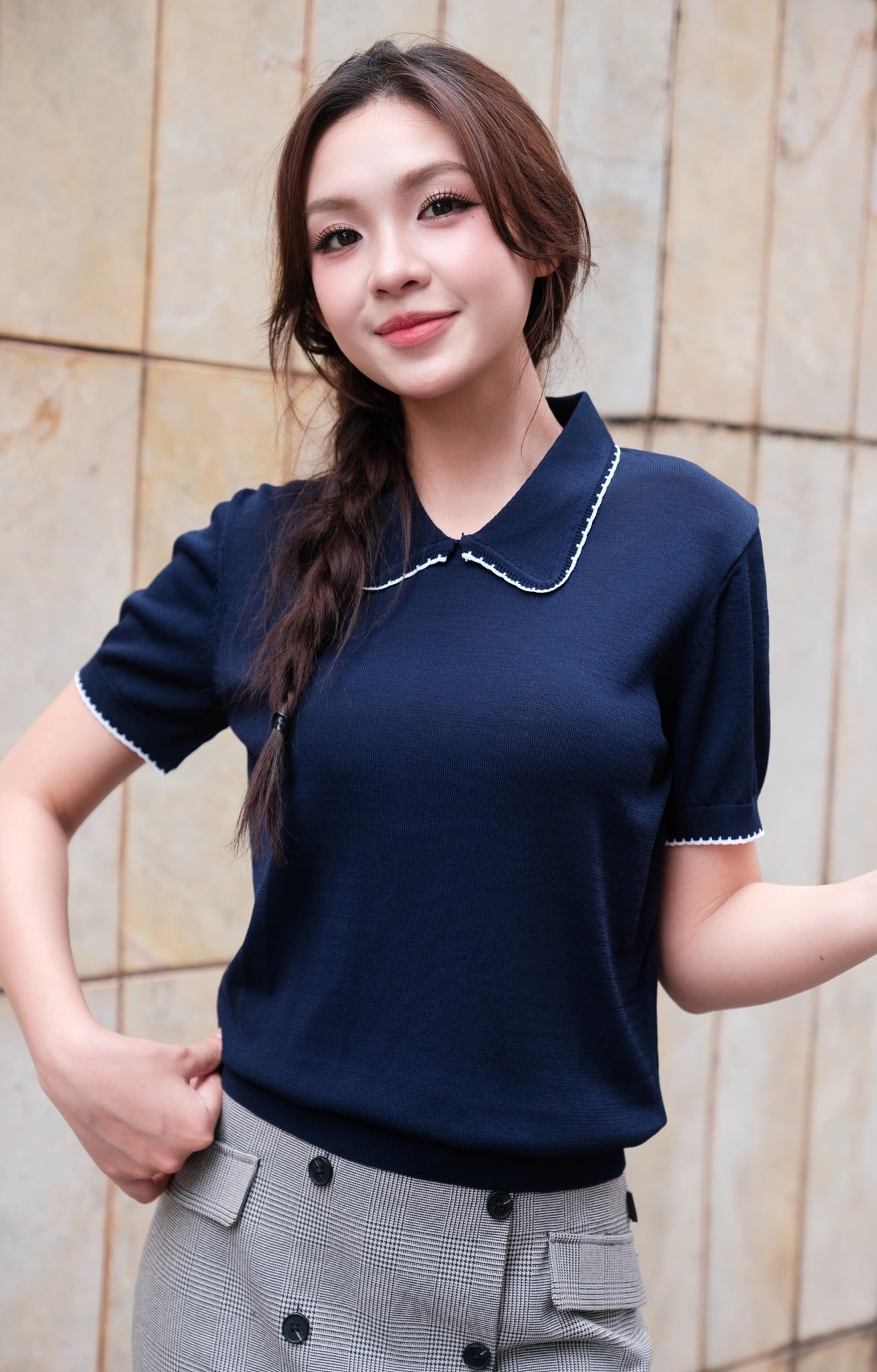Áo Polo thun dệt màu navi phối diềm trang trí