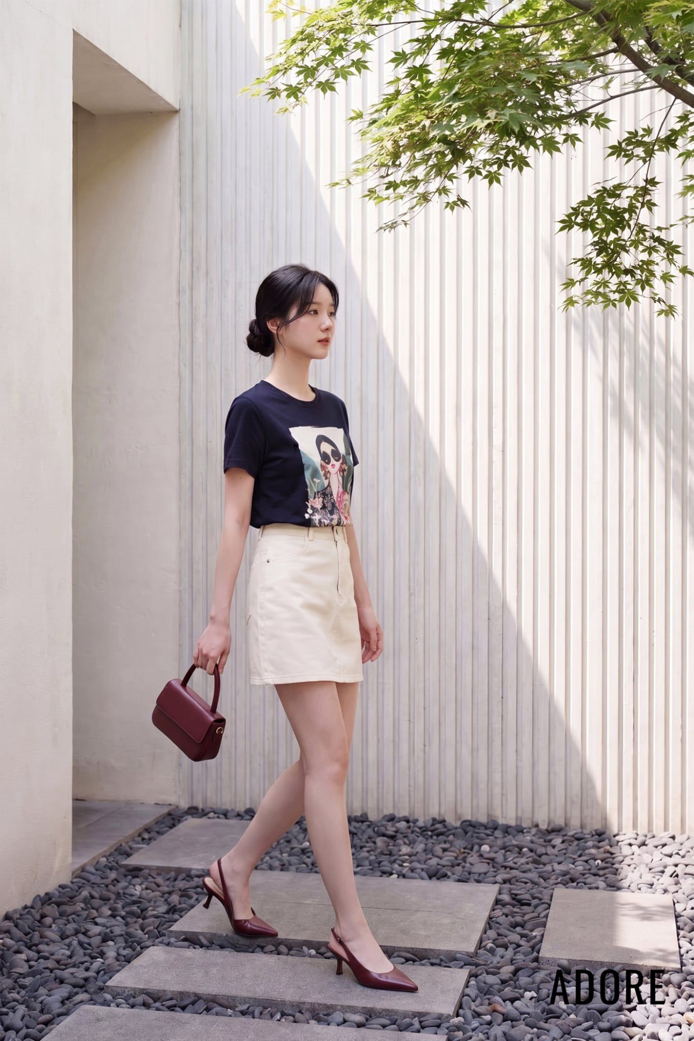  Áo T-shirt navy in Nàng A Mị 