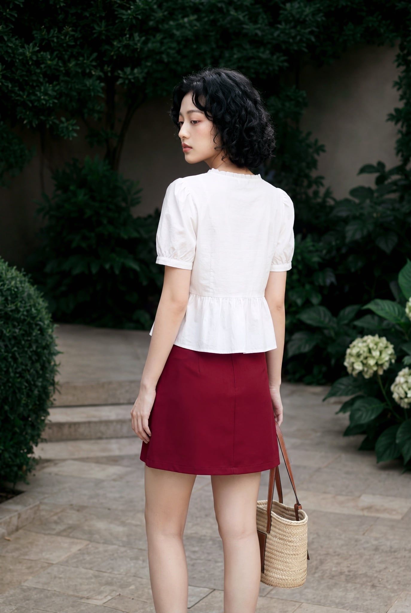  Áo peplum cổ nhún thêu linh lan hồng 