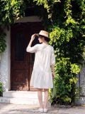  Đầm đuôi cá tunic trắng thêu thân trước 