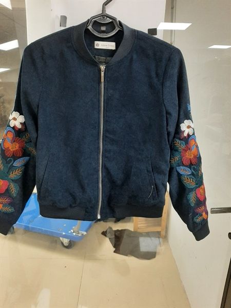 Bomber da lộn navi thêu hoa tay