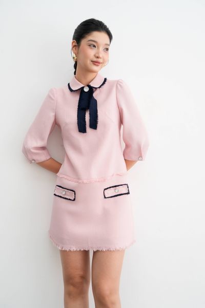 Đầm mini A tech hồng pastel cổ rua đính nơ
