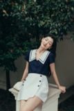  Top navi cổ trắng phối dây trang trí 
