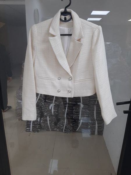 Áo blazer tweed 2 hàng khuy màu trắng