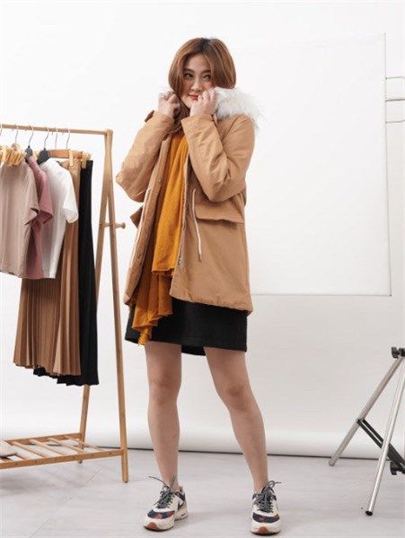 Parka mũ lông lót trần bông màu be kaki