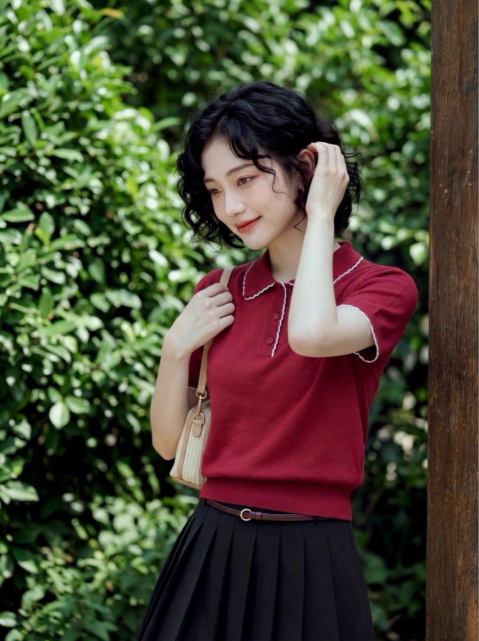 Chân váy mini Đen xếp ly kèm belt 