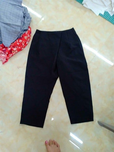Quần đen chồng đũng sz XS