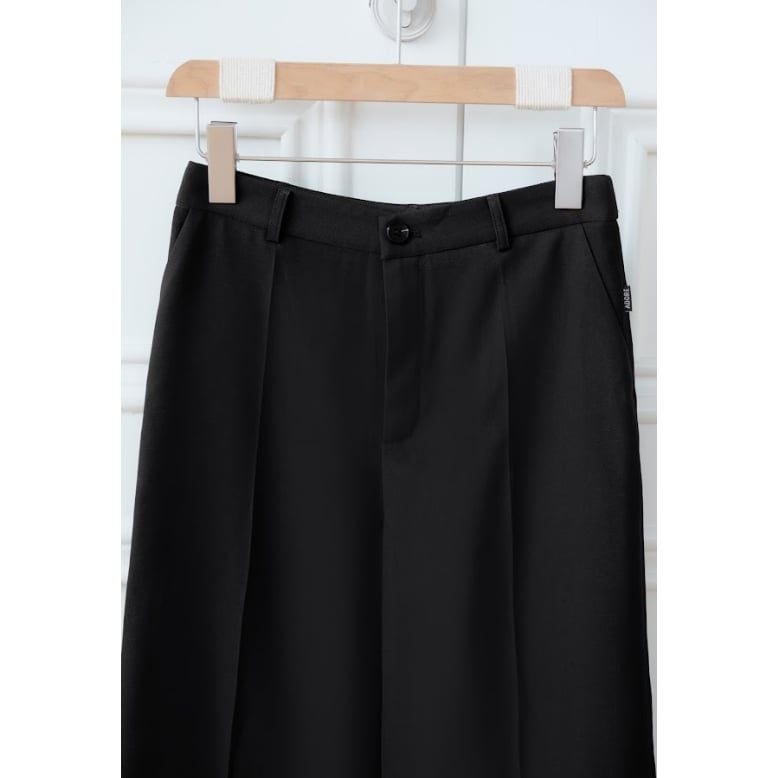 Quần suông basic màu đen