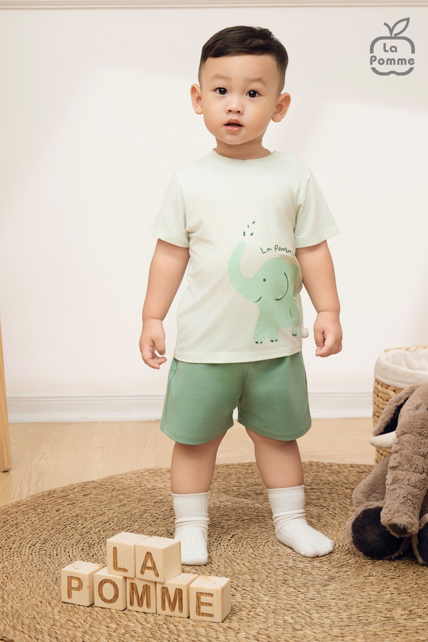  Bộ cộc tay La Pomme hát múa cùng voi con 