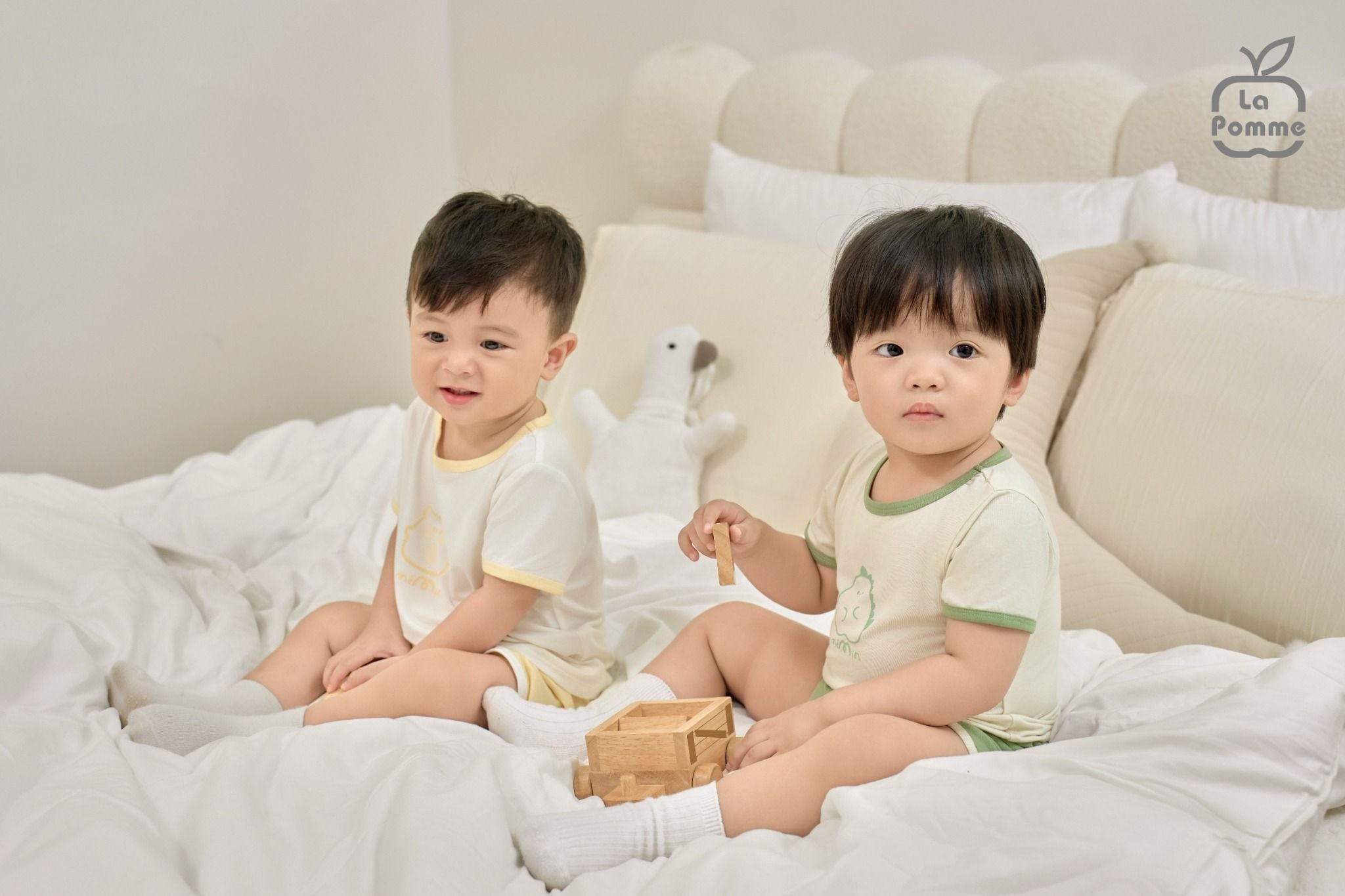  Bộ cộc tay La Pomme họa tiết sinh động 