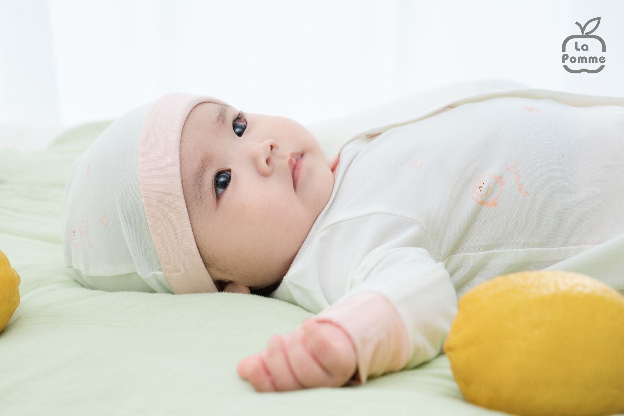  Bộ dài tay cúc thẳng La Pomme họa tiết nhí cách điệu 