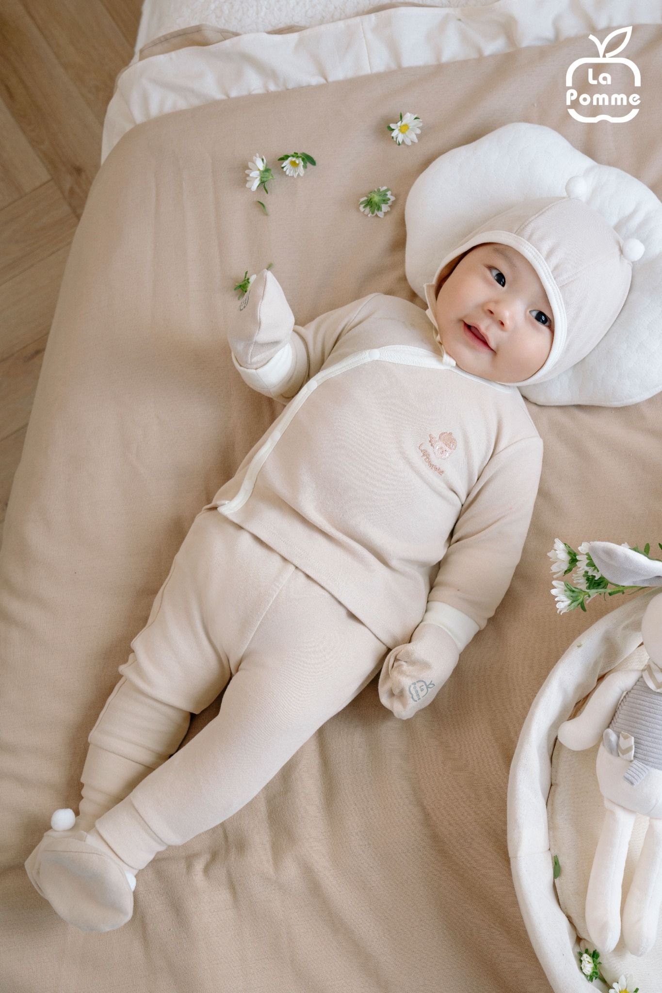  Set bao tay bao chân La Pomme phối màu dễ thương 