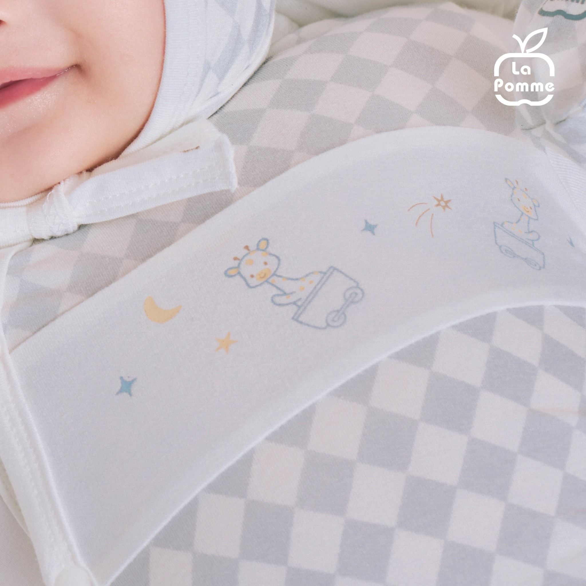  Bộ dài tay cúc lệch La Pomme phối họa tiết caro 