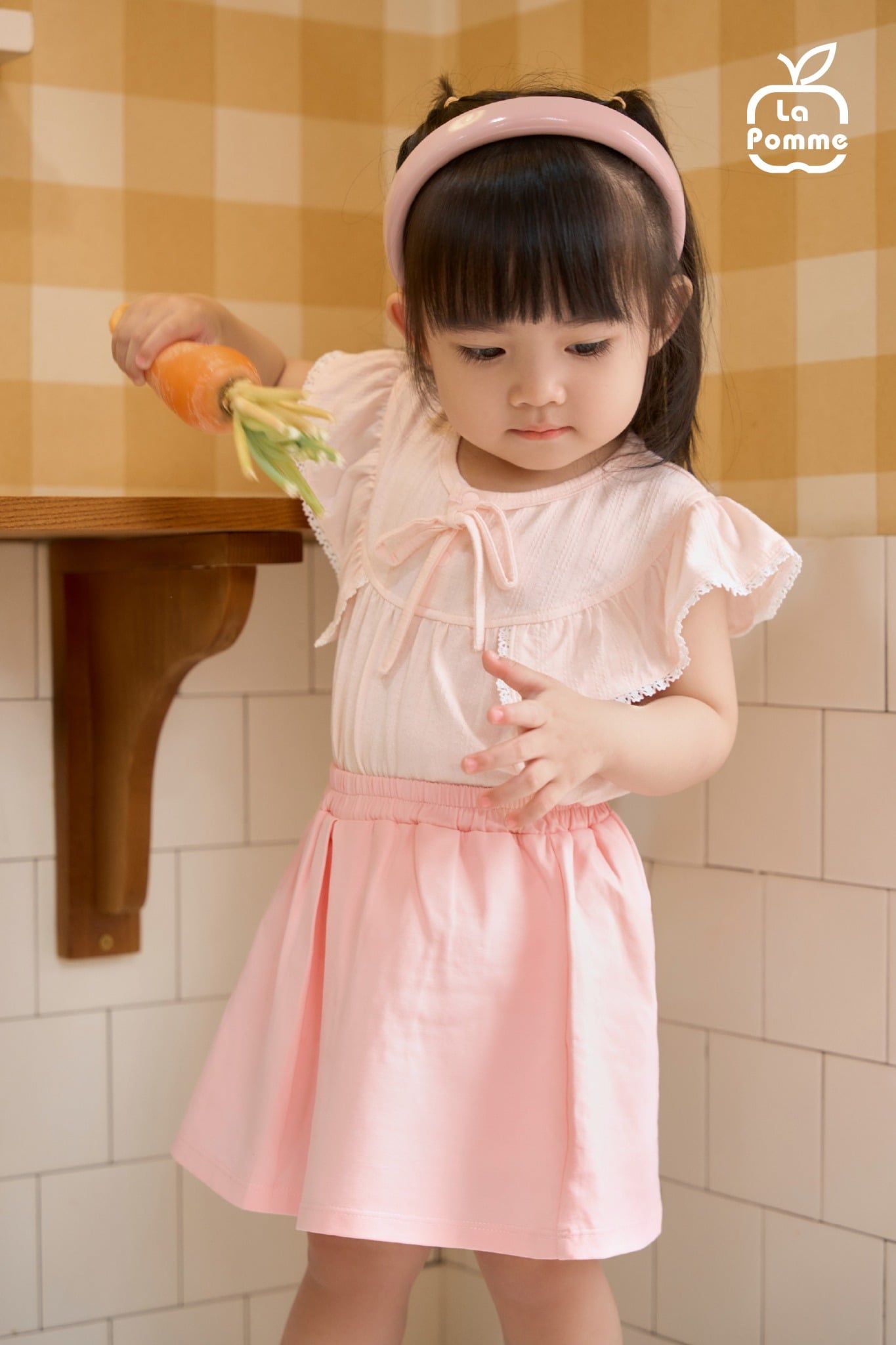  Bộ váy áo cộc tay La Pomme sắc màu kỳ diệu 