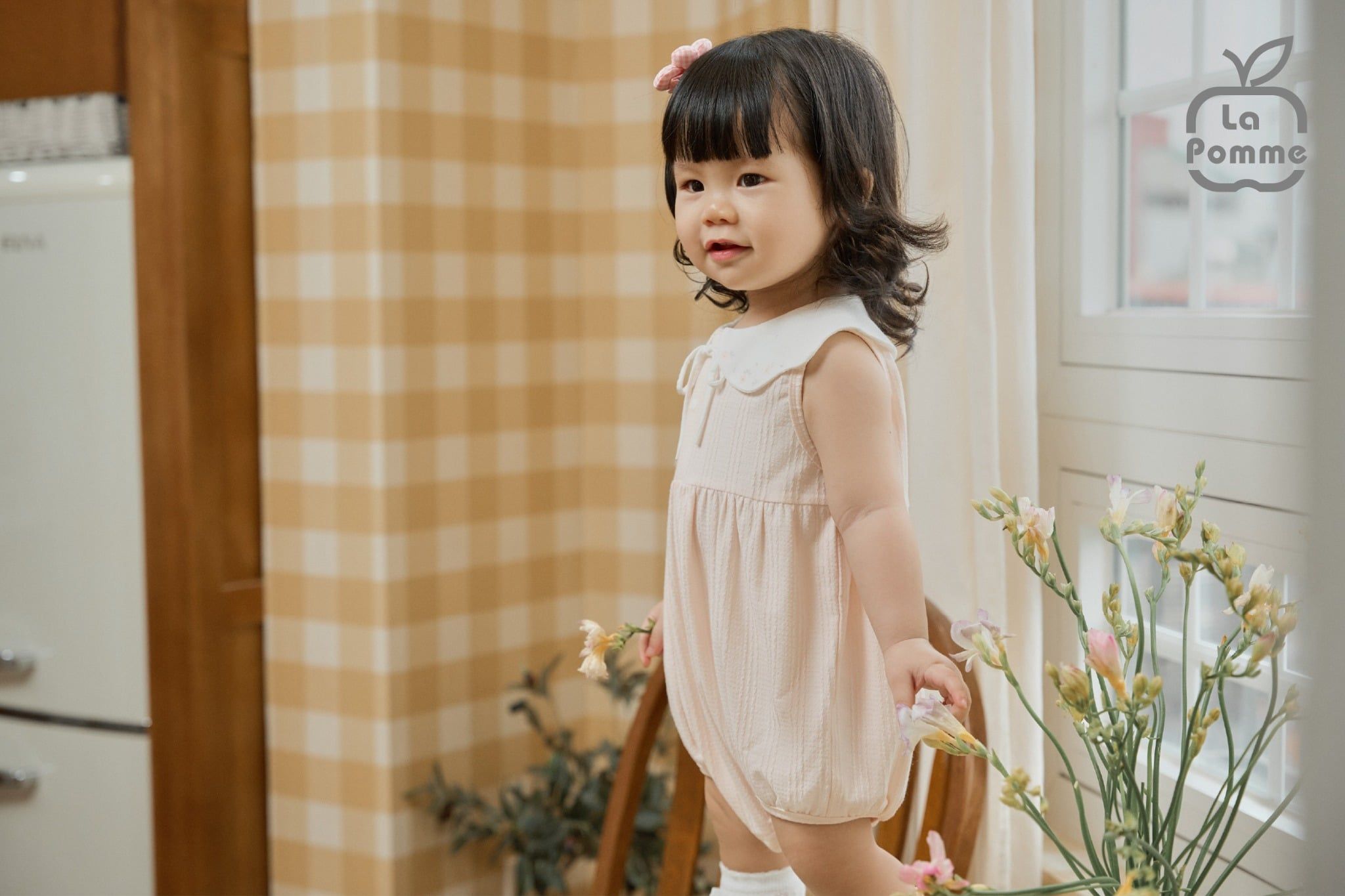  Body sát nách La Pomme cố cách điệu nụ hoa sớm mai 