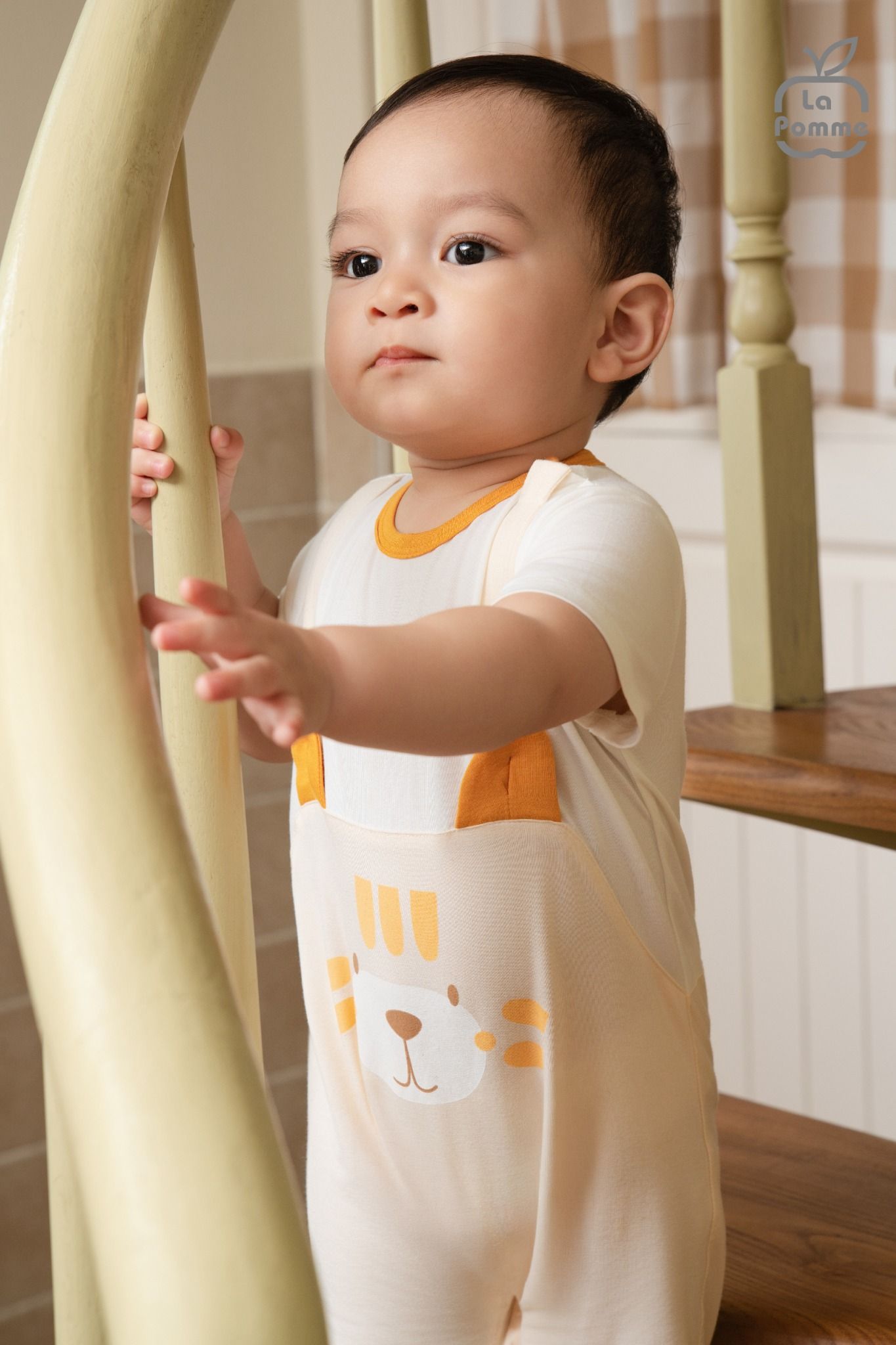  Body cộc tay La Pomme giả yếm vui tươi cùng bạn nhỏ 