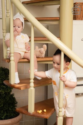  Body cộc tay La Pomme giả yếm vui tươi cùng bạn nhỏ 